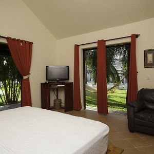 Thuy Thuy Cottages