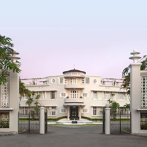 Azerai La Residence Huế